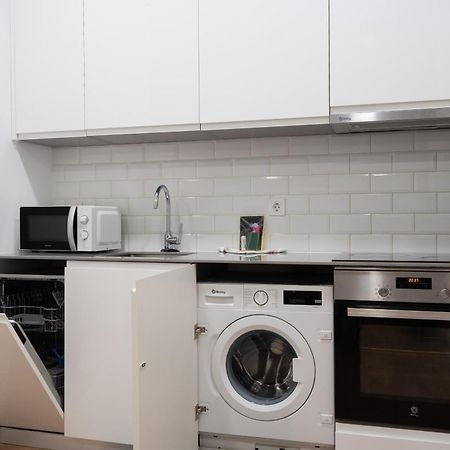 Apartamentos Reformados En Metro Pacifico Alquiler Temporal Мадрид Экстерьер фото