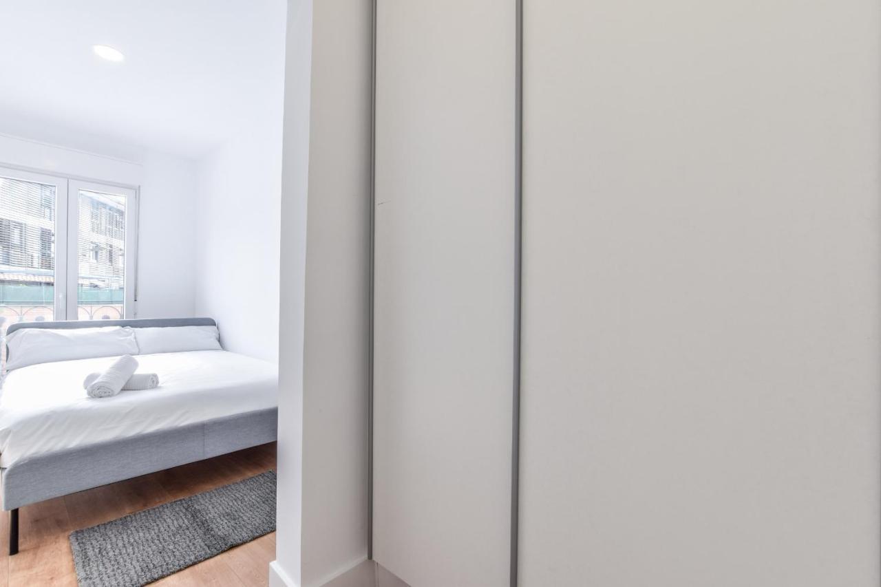 Apartamentos Reformados En Metro Pacifico Alquiler Temporal Мадрид Экстерьер фото