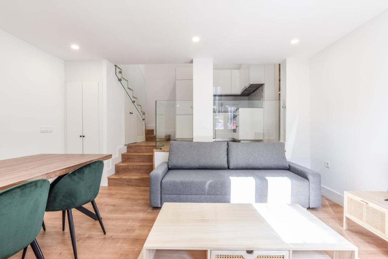 Apartamentos Reformados En Metro Pacifico Alquiler Temporal Мадрид Экстерьер фото
