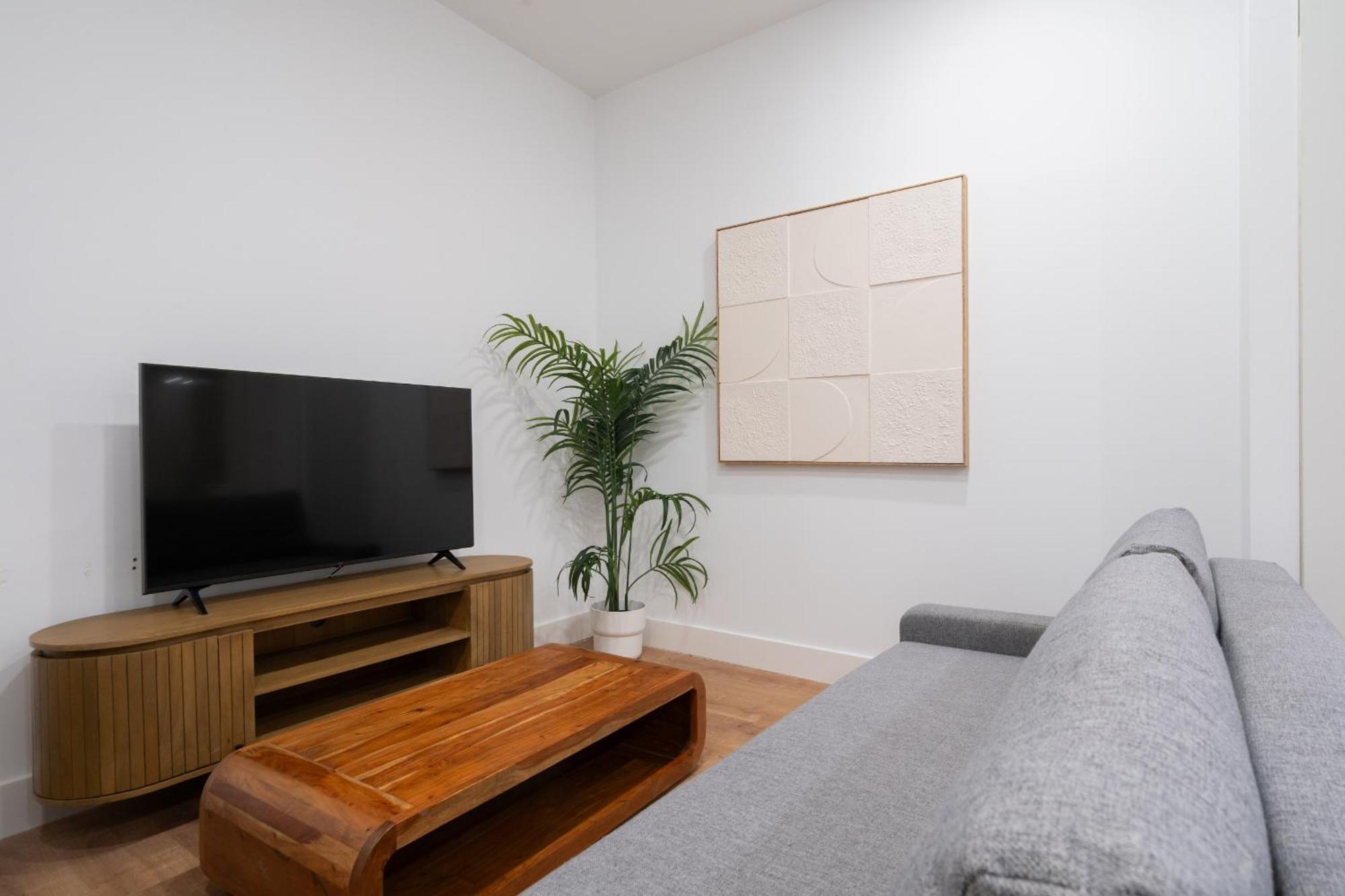 Apartamentos Reformados En Metro Pacifico Alquiler Temporal Мадрид Экстерьер фото